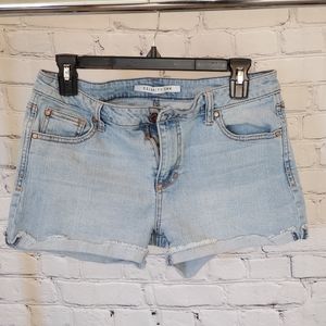 Celebrity pink, Jean shorts size 11/30